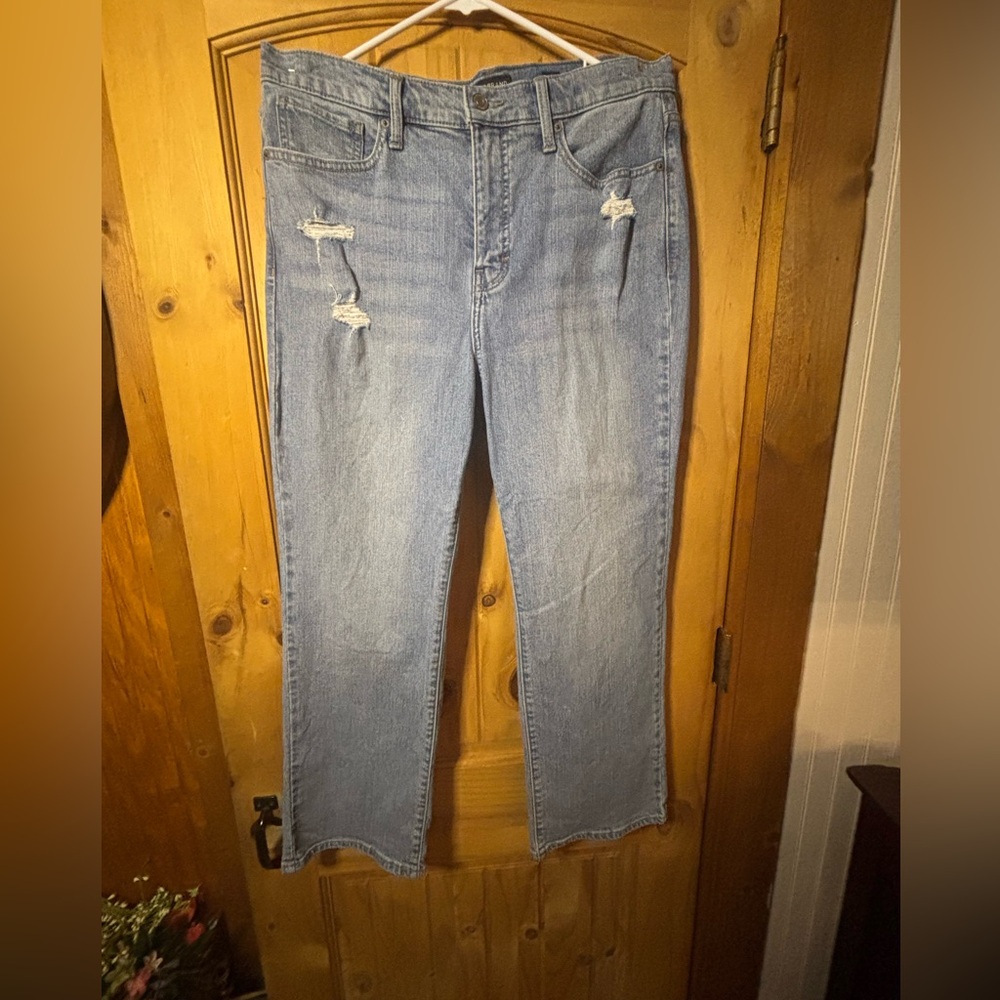 Lucky Brand Light Blue Denim Jeans